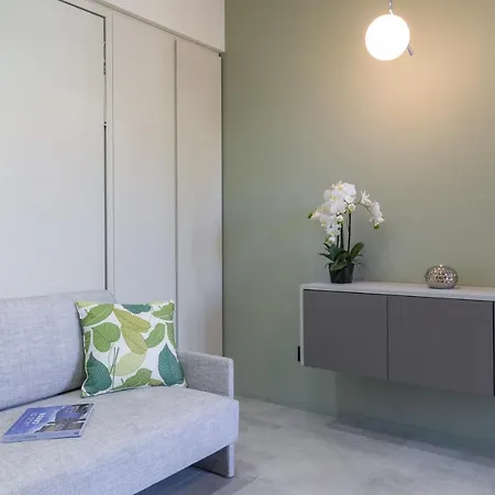 Charming Nest